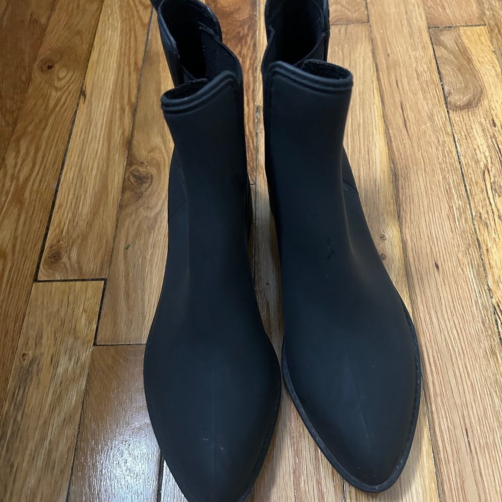 Rain boots